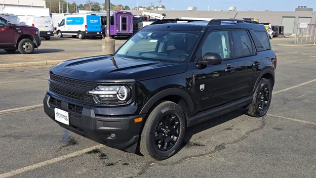 2025 Ford Bronco Sport Big Bend Image 2 of 25