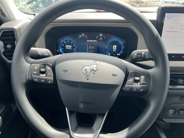 Vehicle image 24 of 32