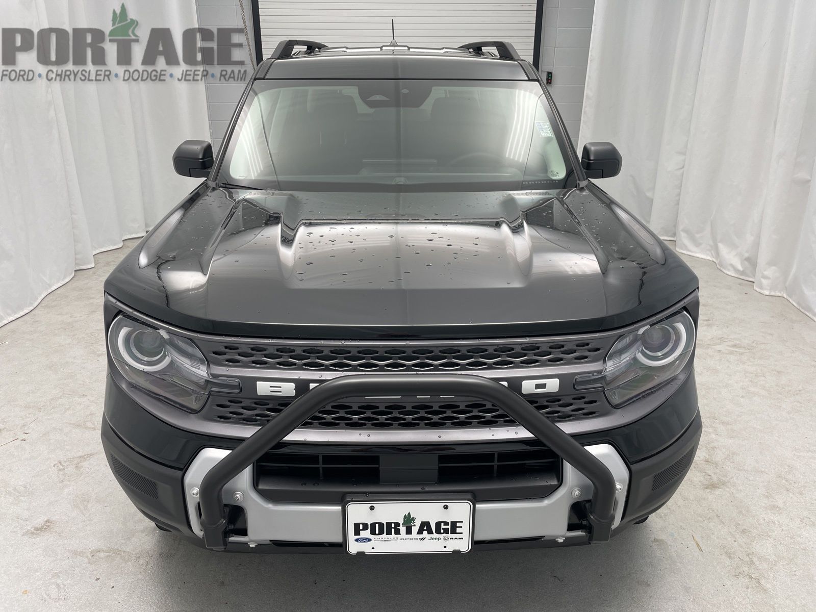 Vehicle image 2 of 39
