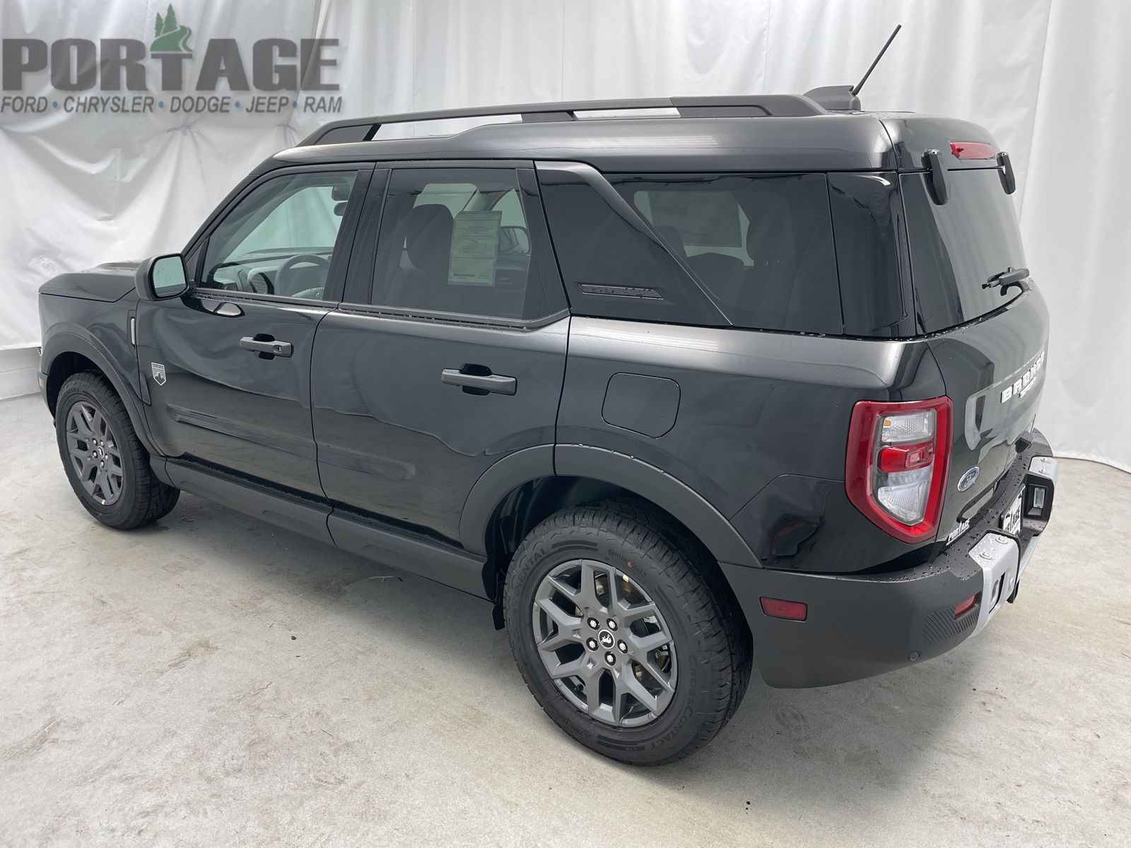 Vehicle image 5 of 39