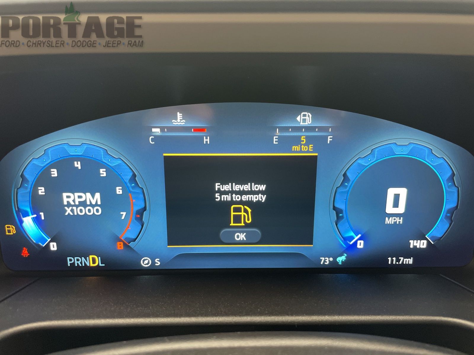 Vehicle image 21 of 39