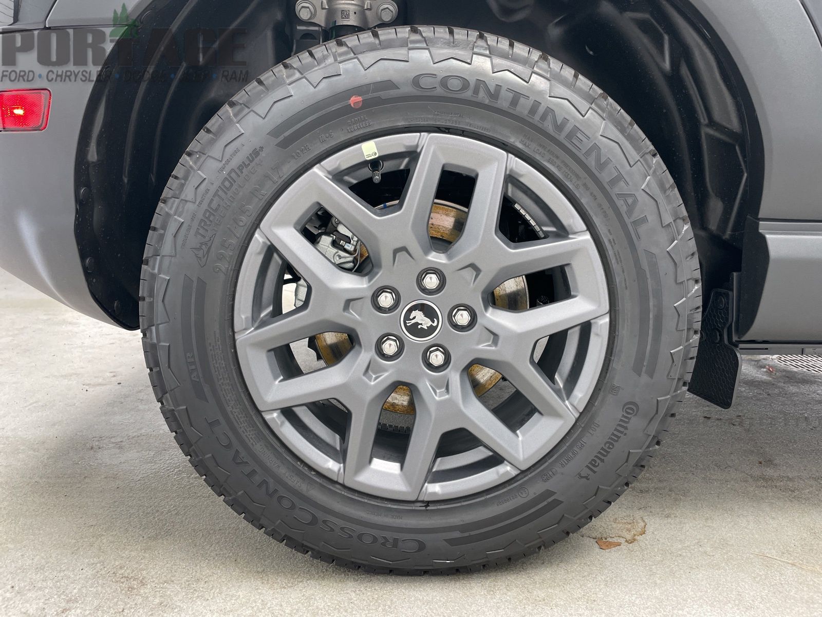 Vehicle image 6 of 39