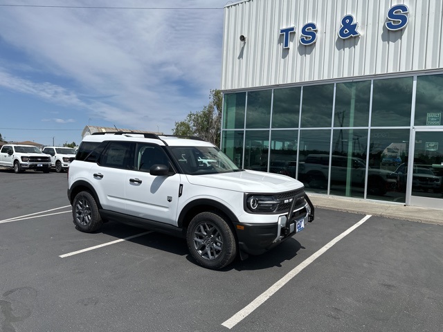 Vehicle image 5 of 39