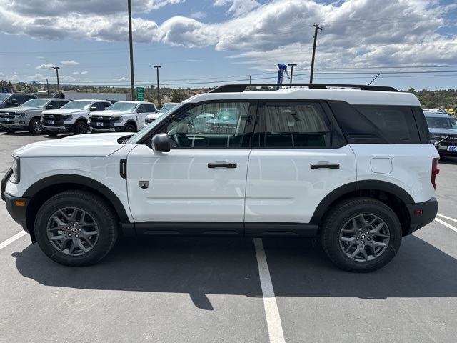 Vehicle image 11 of 39