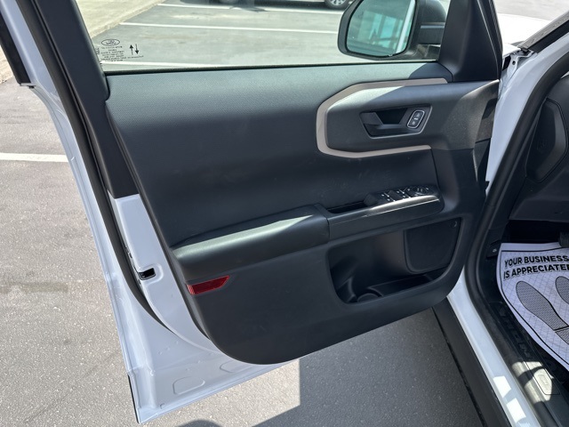 Vehicle image 20 of 39