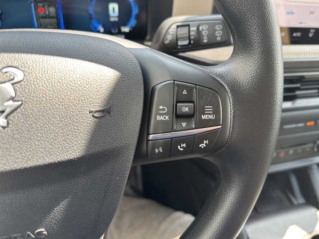 Vehicle image 30 of 39