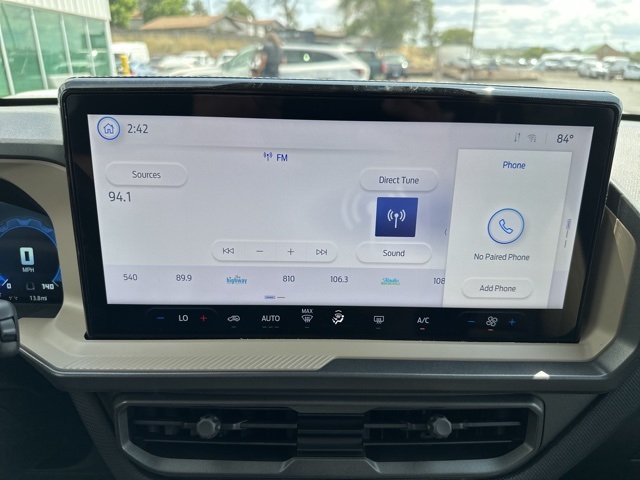 Vehicle image 33 of 39