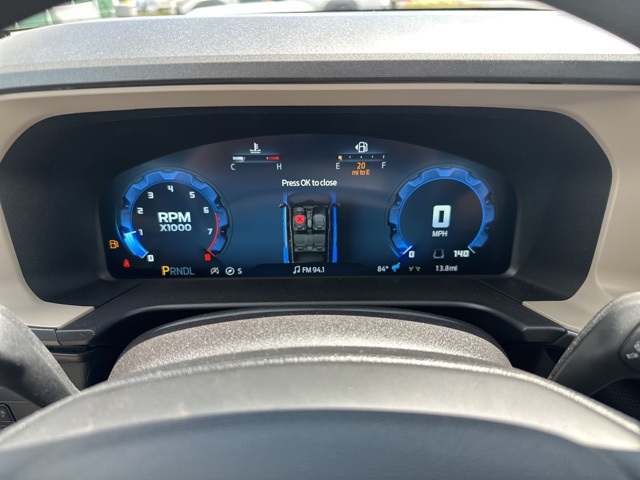 Vehicle image 32 of 39