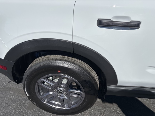 Vehicle image 12 of 28