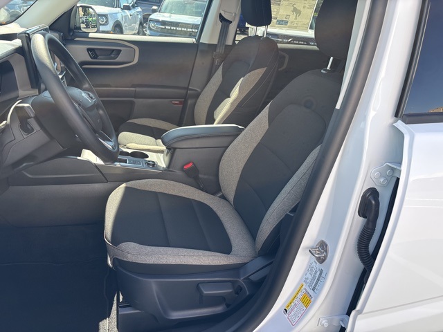 Vehicle image 15 of 28