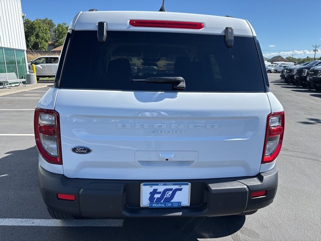 Vehicle image 5 of 28
