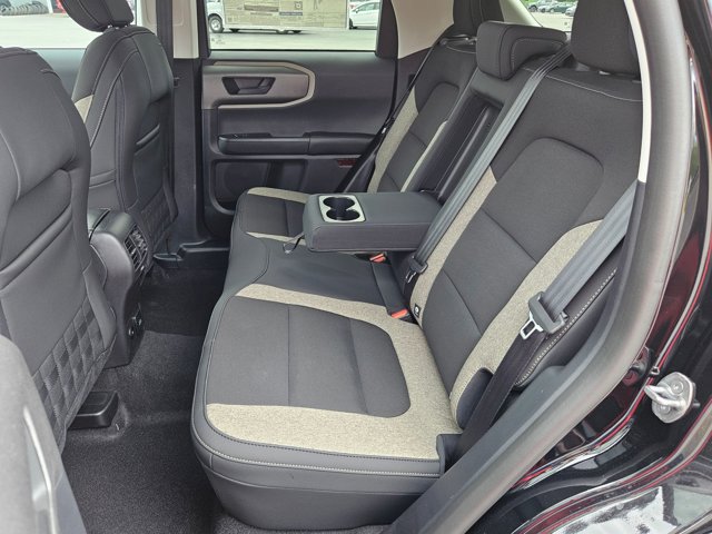 Vehicle image 4 of 6