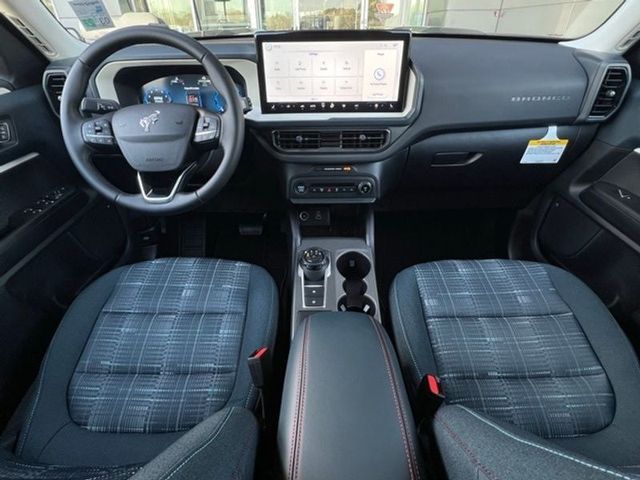 2025 Ford Bronco Sport Heritage Image 17 of 40