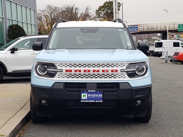 2025 Ford Bronco Sport Heritage Image 2 of 33