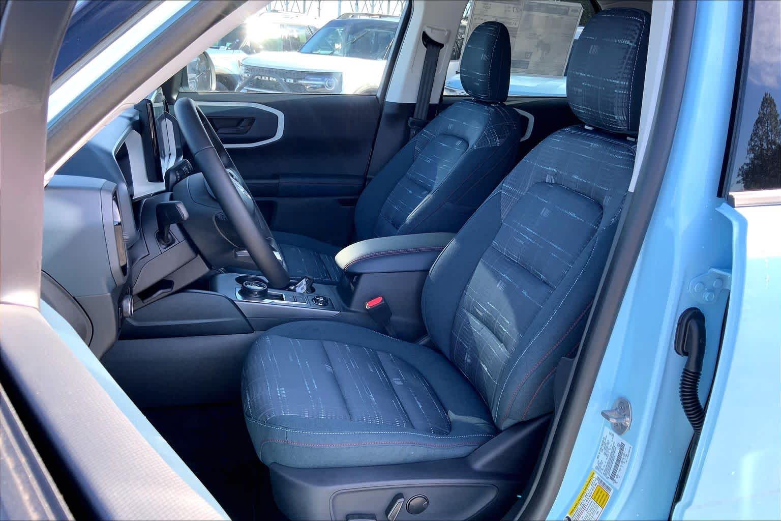 2025 Ford Bronco Sport Heritage Image 7 of 16