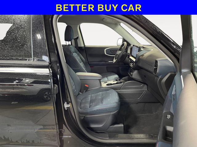 Vehicle image 10 of 15