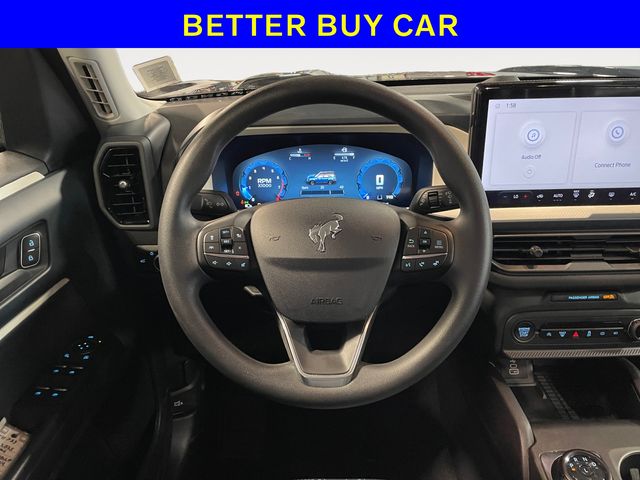 Vehicle image 13 of 15