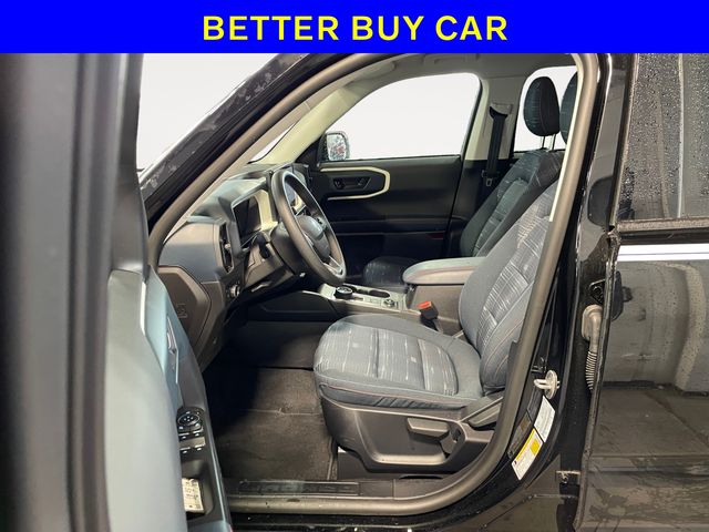 Vehicle image 11 of 15