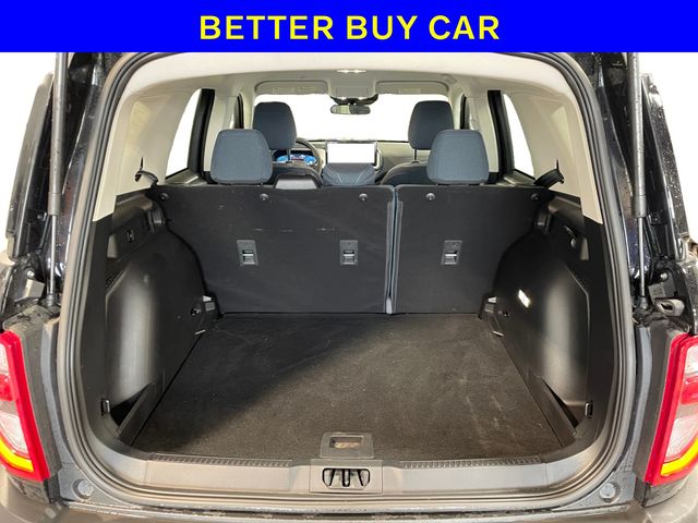 Vehicle image 8 of 15