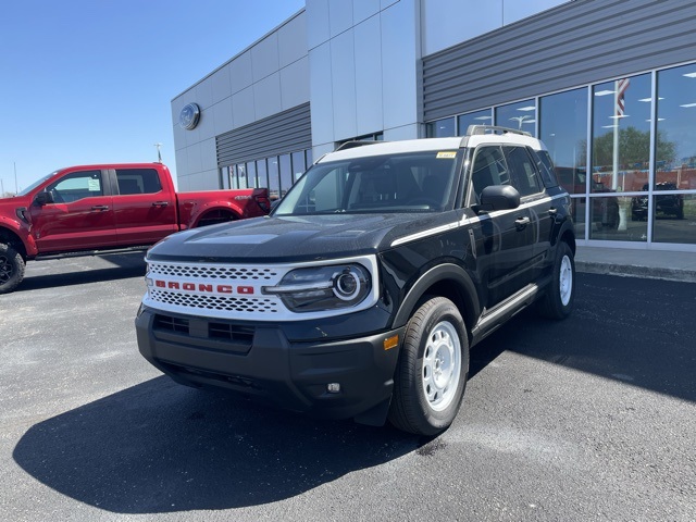 2025 Ford Bronco Sport Heritage Image 1 of 35