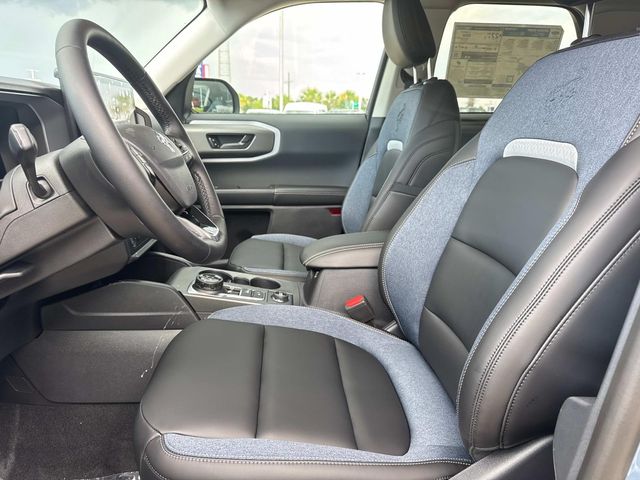 2025 Ford Bronco Sport Outer Banks Image 7 of 15