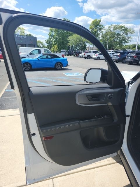 2025 Ford Bronco Sport Outer Banks Image 26 of 45