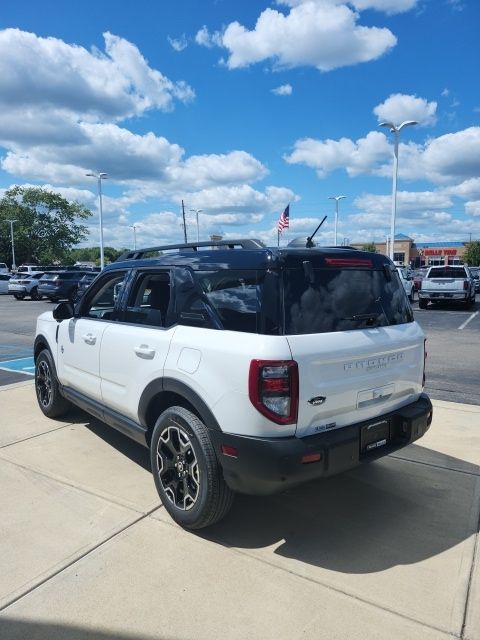 2025 Ford Bronco Sport Outer Banks Image 11 of 45