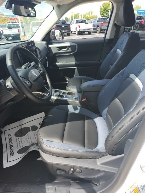 2025 Ford Bronco Sport Outer Banks Image 20 of 45