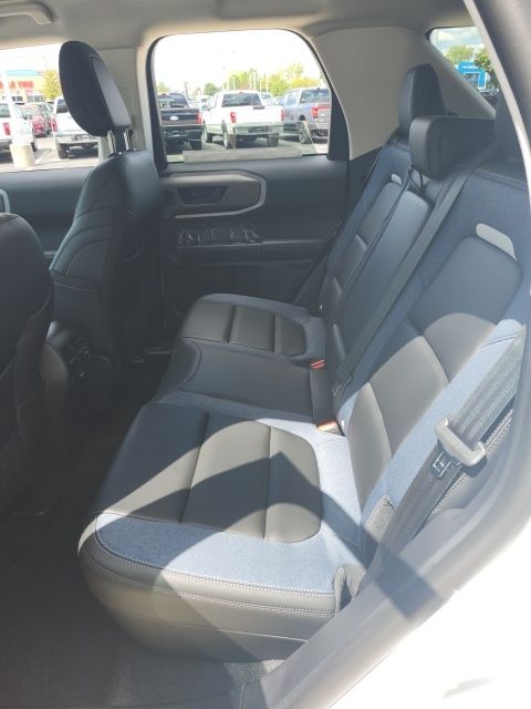 2025 Ford Bronco Sport Outer Banks Image 16 of 45