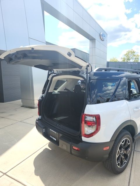 2025 Ford Bronco Sport Outer Banks Image 7 of 45