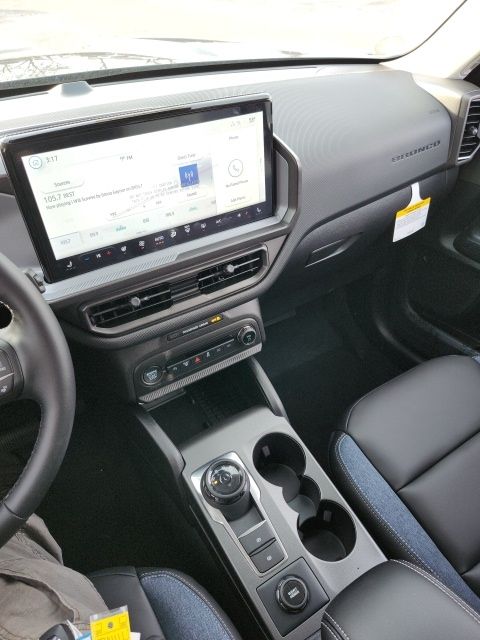 2025 Ford Bronco Sport Outer Banks Image 29 of 48