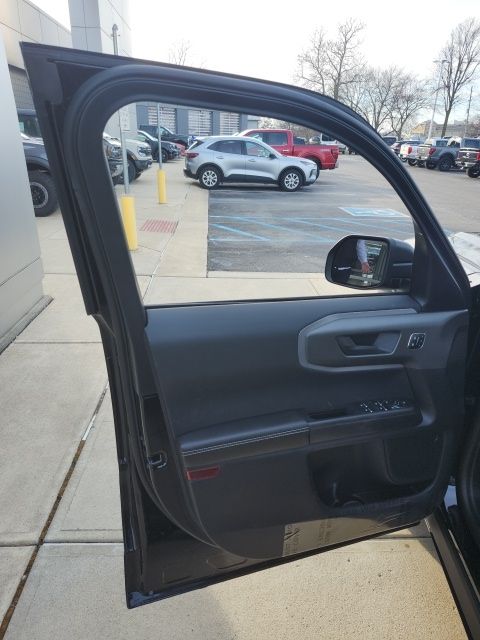 2025 Ford Bronco Sport Outer Banks Image 31 of 48