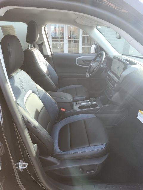 2025 Ford Bronco Sport Outer Banks Image 19 of 48