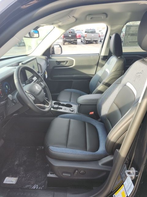 2025 Ford Bronco Sport Outer Banks Image 32 of 48