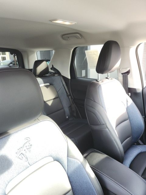 2025 Ford Bronco Sport Outer Banks Image 17 of 48