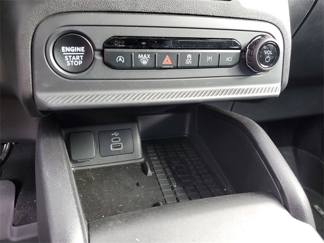 2025 Ford Bronco Sport Outer Banks Image 7 of 29