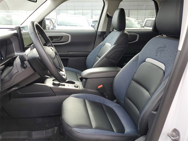 2025 Ford Bronco Sport Outer Banks Image 9 of 29