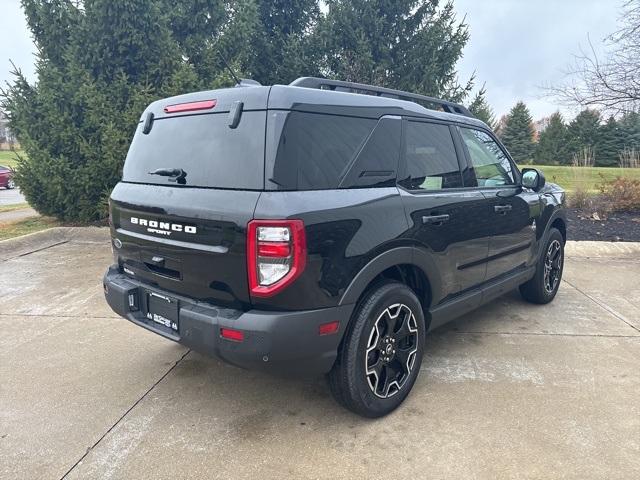2025 Ford Bronco Sport Outer Banks Image 6 of 32