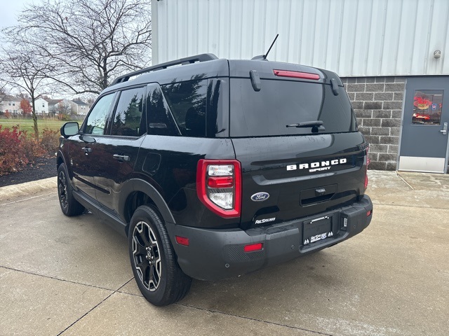 2025 Ford Bronco Sport Outer Banks Image 7 of 32