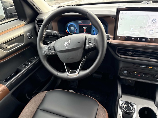 2025 Ford Bronco Sport Outer Banks Image 15 of 31