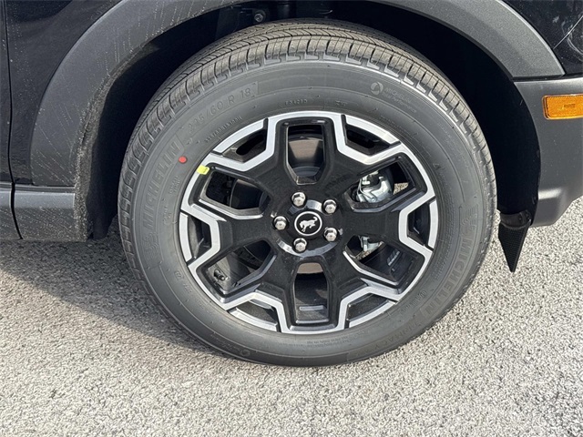 2025 Ford Bronco Sport Outer Banks Image 9 of 31