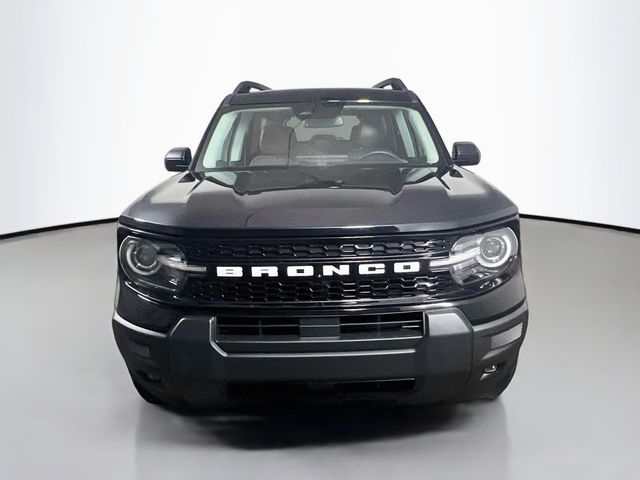 2025 Ford Bronco Sport Outer Banks Image 2 of 25