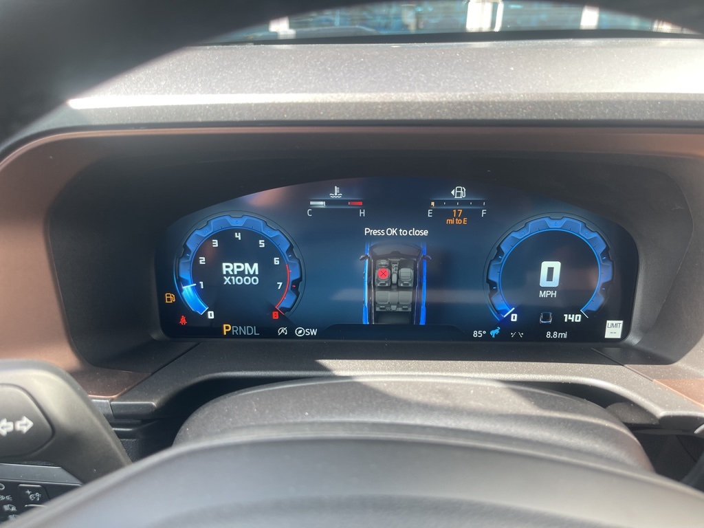Vehicle image 19 of 41