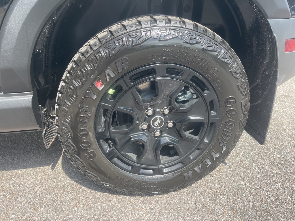 Vehicle image 8 of 41