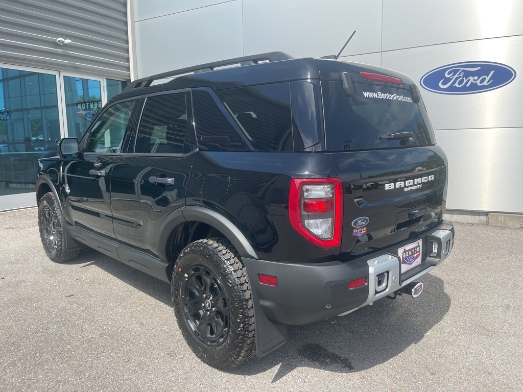 Vehicle image 7 of 41