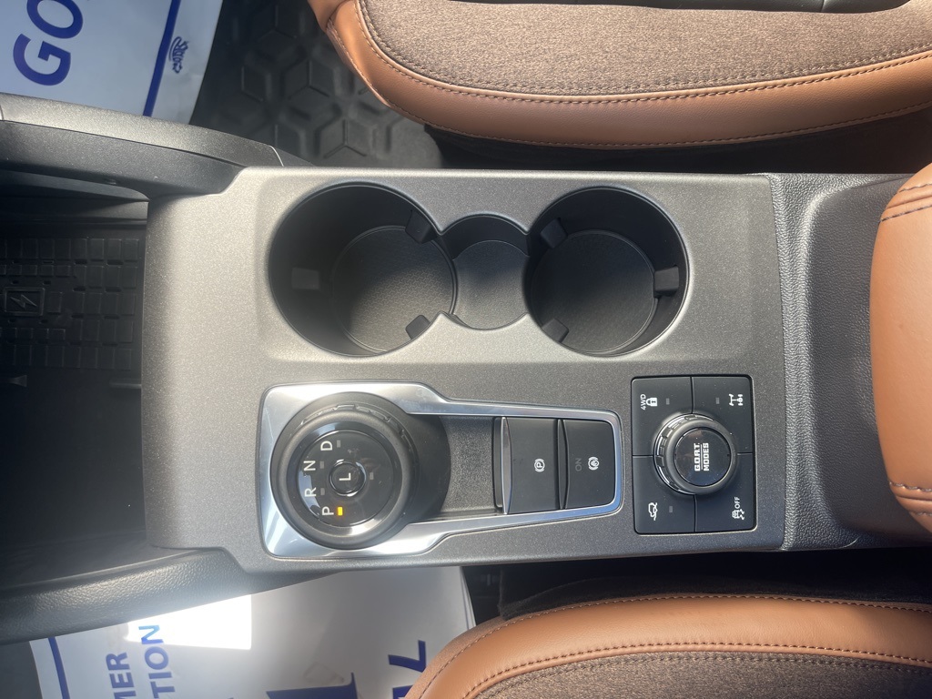 Vehicle image 22 of 41
