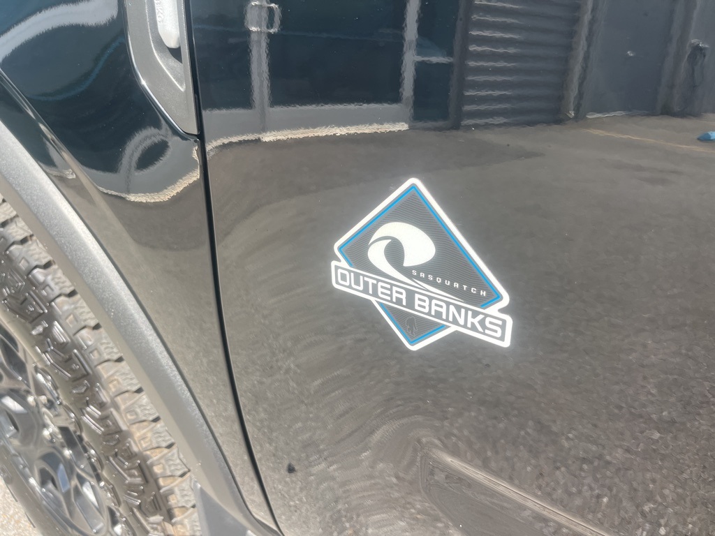 Vehicle image 39 of 41