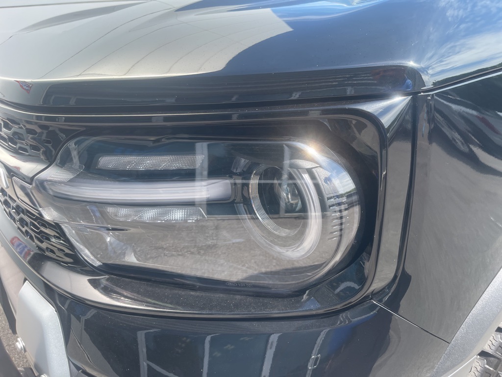 Vehicle image 34 of 41