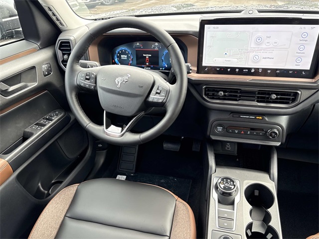 2025 Ford Bronco Sport Outer Banks Image 15 of 32