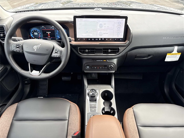 2025 Ford Bronco Sport Outer Banks Image 13 of 32